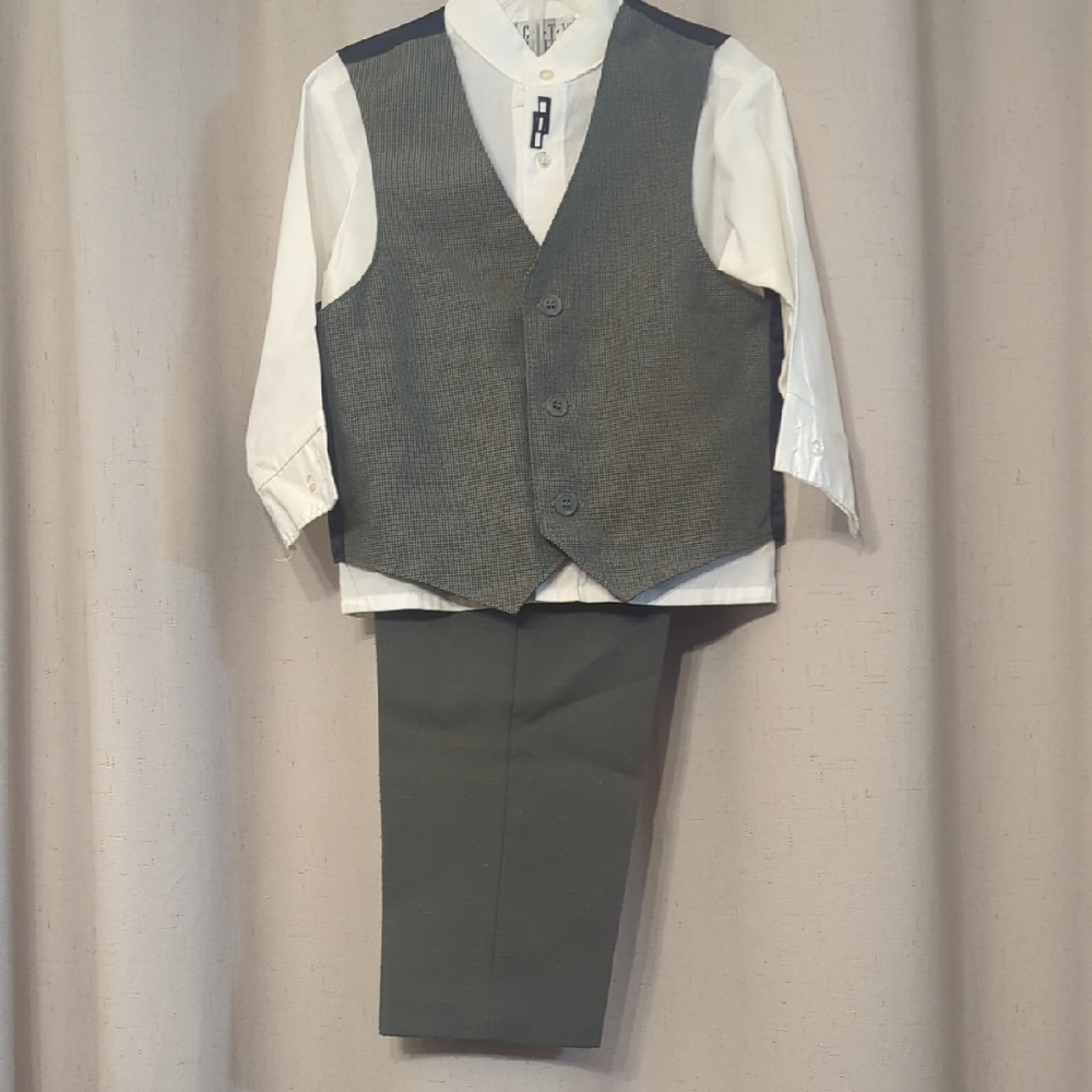 City Streets Gray Kids Vest Set